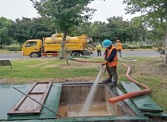 榕江化油池清理